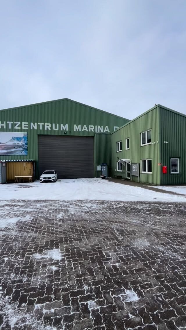 Instagram post from realsailing_official. This post is in position 1.