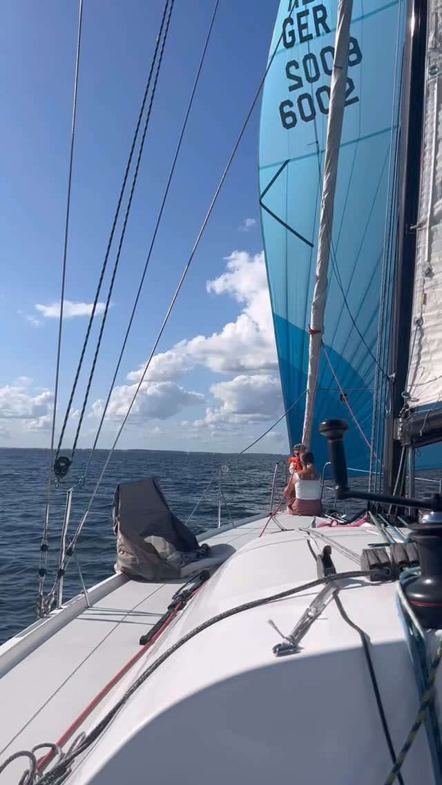 Instagram post from realsailing_official. This post is in position 2.